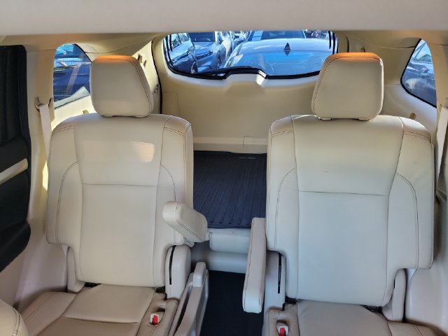 Used 2018 Toyota Highlander XLE FWD image 10