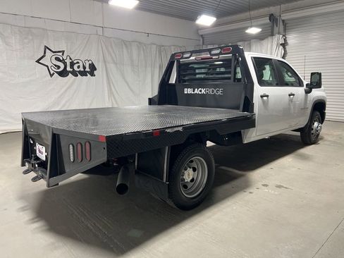 Used 2025 Chevrolet Silverado 3500 W/T image 7