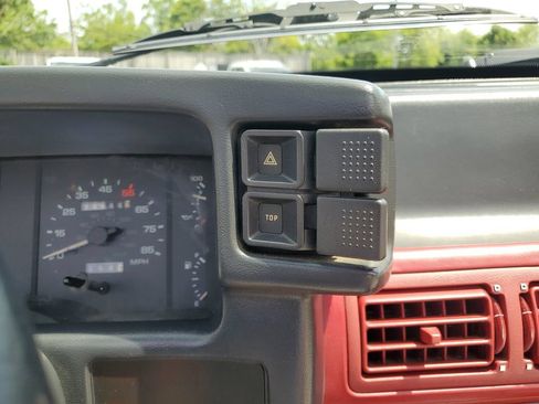 Used 1988 Ford Mustang GT RWD image 24