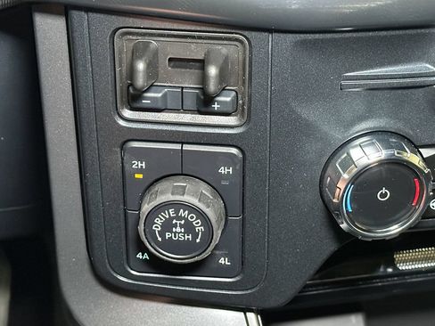 New 2026 Ford F150 Lariat w/ Equipment Group 501A Mid AWD/4WD image 26