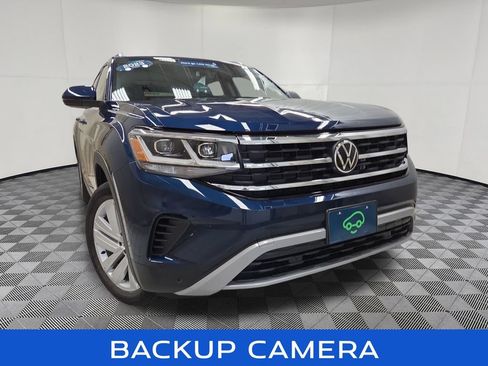 Used 2023 Volkswagen Atlas Cross Sport SE AWD/4WD image 2
