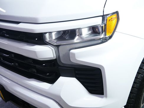 Certified 2023 Chevrolet Silverado 1500 RST w/ Z71 Off-Road Package AWD/4WD image 16