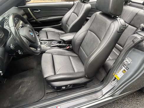 Used 2013 BMW 135i Convertible RWD image 29