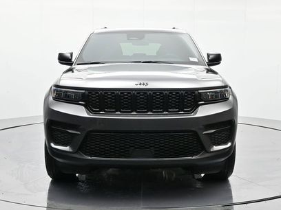 New 2025 Jeep Grand Cherokee Altitude