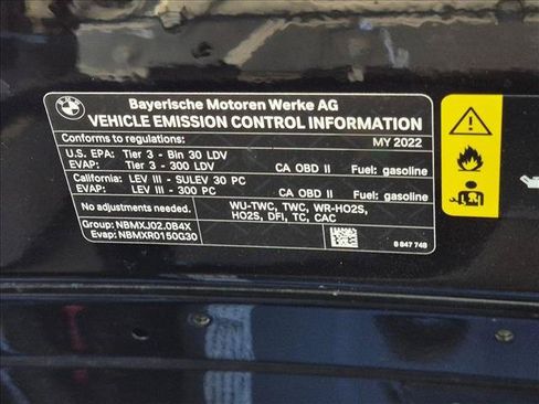 Used 2022 BMW 330i xDrive Sedan w/ Driving Assistance Package AWD/4WD image 22