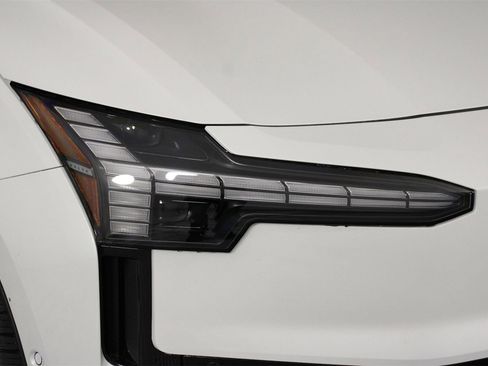 New 2026 Volvo EX30 Ultra image 13