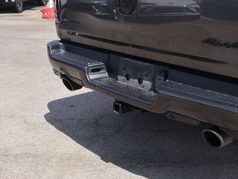 Used 2022 RAM 1500 Limited AWD/4WD image 8