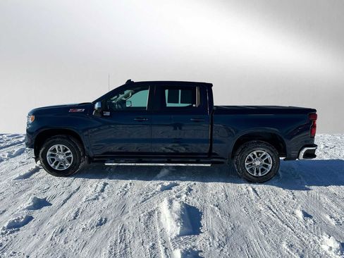 Used 2022 Chevrolet Silverado 1500 LT w/ Diesel Off-Road Package image 6