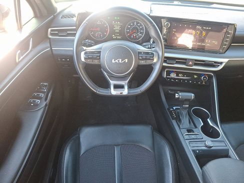 Used 2022 Kia K5 GT-Line image 11