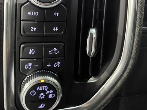 Used 2019 GMC Sierra 1500 AT4 image 39