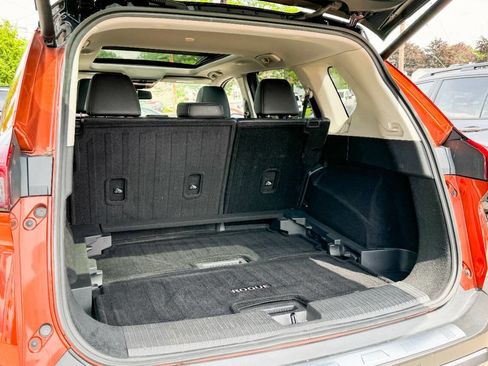 Used 2022 Nissan Rogue SL w/ SL Premium Package image 14