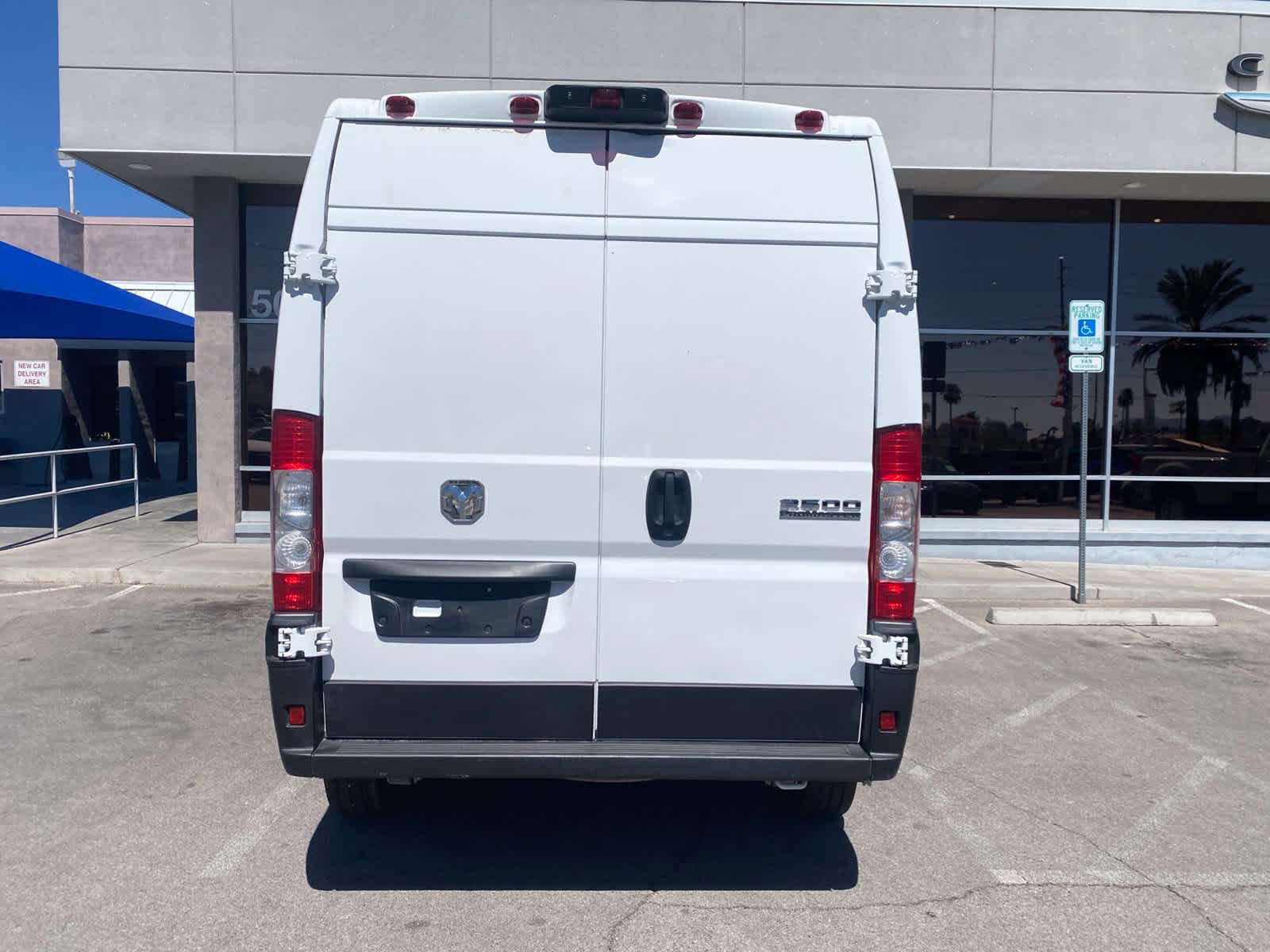 Used 2025 RAM ProMaster 2500 FWD image 7