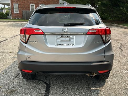 Used 2019 Honda HR-V EX image 6