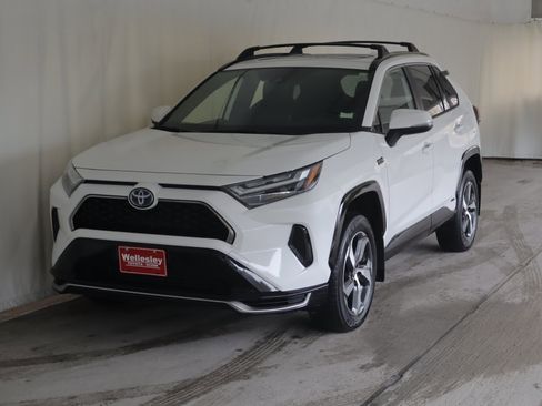 Used 2023 Toyota RAV4 SE w/ Weather & Moonroof Package AWD/4WD image 24