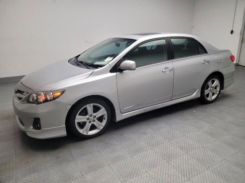 Used 2013 Toyota Corolla S w/ Premium Pkg image 2