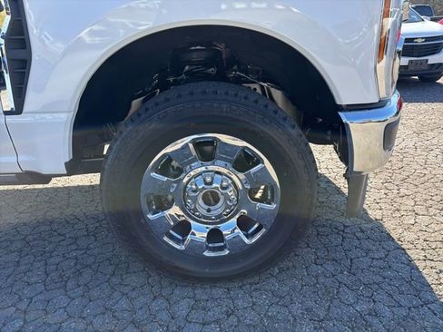 New 2026 Ford F350 Lariat w/ Lariat Ultimate Package AWD/4WD image 10