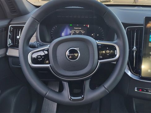 New 2026 Volvo XC90 B6 Plus image 13