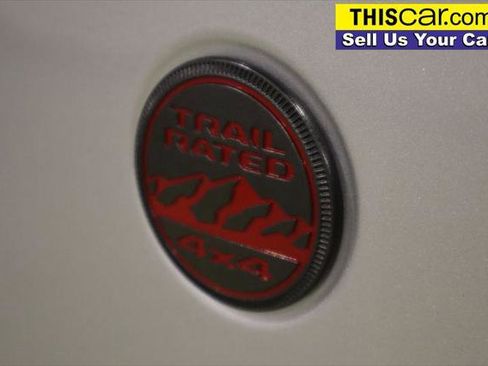 Used 2024 Jeep Wrangler Unlimited Rubicon image 31