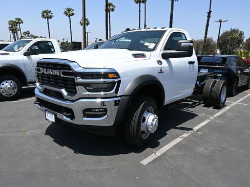 New 2025 RAM 5500 Tradesman image 4