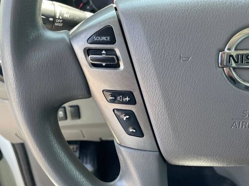 Used 2018 Nissan NV 2500 SV RWD image 14