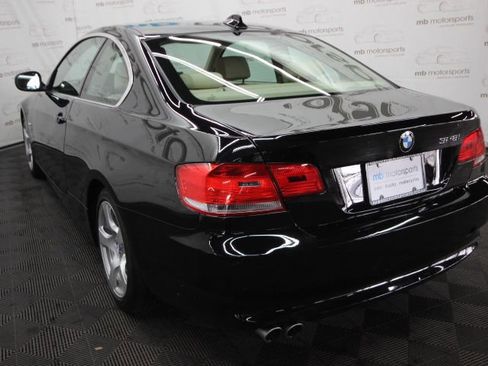 Used 2010 BMW 328i xDrive Coupe image 4