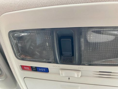 Used 2017 Subaru Forester 2.5i Premium w/ Popular Package #2A image 37