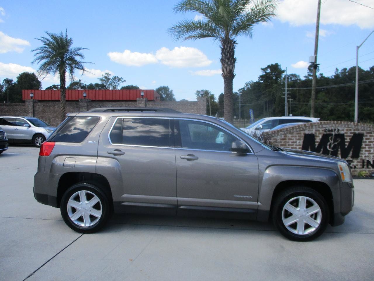 Used 2011 GMC Terrain SLE FWD image 16