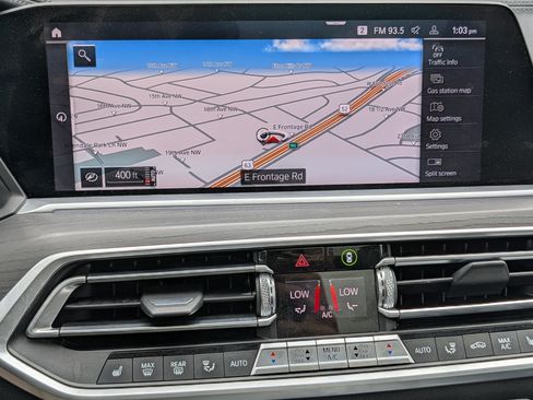 Used 2020 BMW X7 xDrive40i w/ Premium Package AWD/4WD image 24