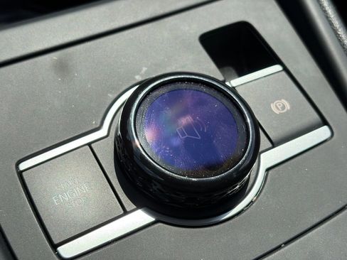 Used 2026 Volkswagen Tiguan SE AWD/4WD image 7