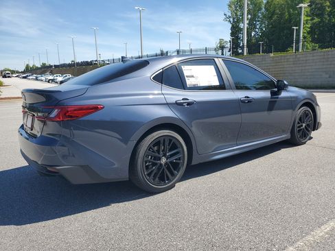 New 2026 Toyota Camry SE FWD image 6