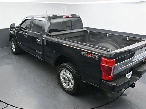 Used 2022 Ford F350 Platinum image 25