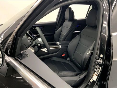 New 2026 Mercedes-Benz GLC 300 image 22