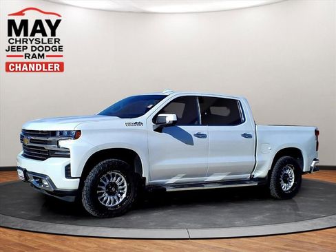 Used 2022 Chevrolet Silverado 1500 High Country w/ Technology Package AWD/4WD image 22