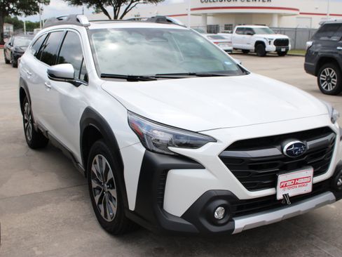 Used 2023 Subaru Outback Touring XT AWD/4WD image 2