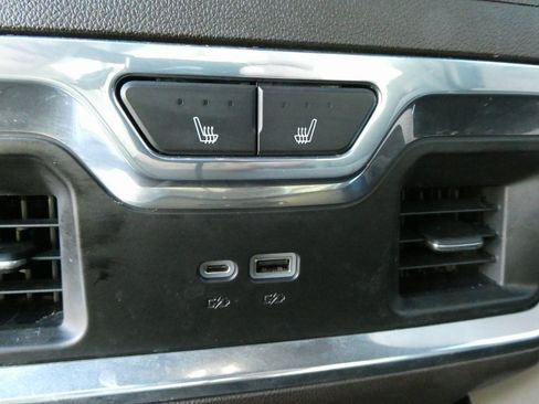 Certified 2024 Chevrolet Silverado 1500 LTZ w/ Technology Package image 19