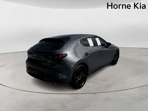 Used 2022 MAZDA MAZDA3 s image 4