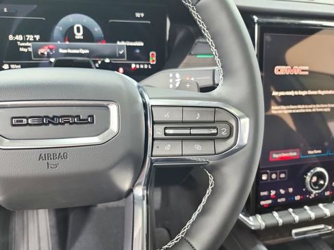 New 2026 GMC Acadia Denali w/ Super Cruise Package FWD image 26