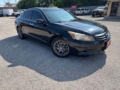 Used 2011 Honda Accord EX-L image 8