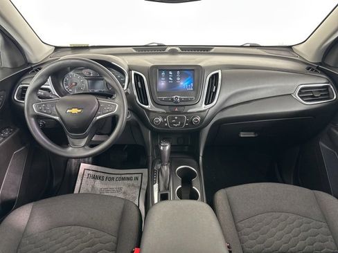 Used 2018 Chevrolet Equinox LT image 17