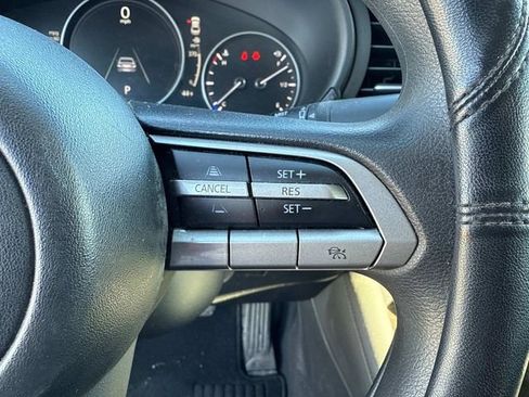 Used 2021 MAZDA MAZDA3 s image 30