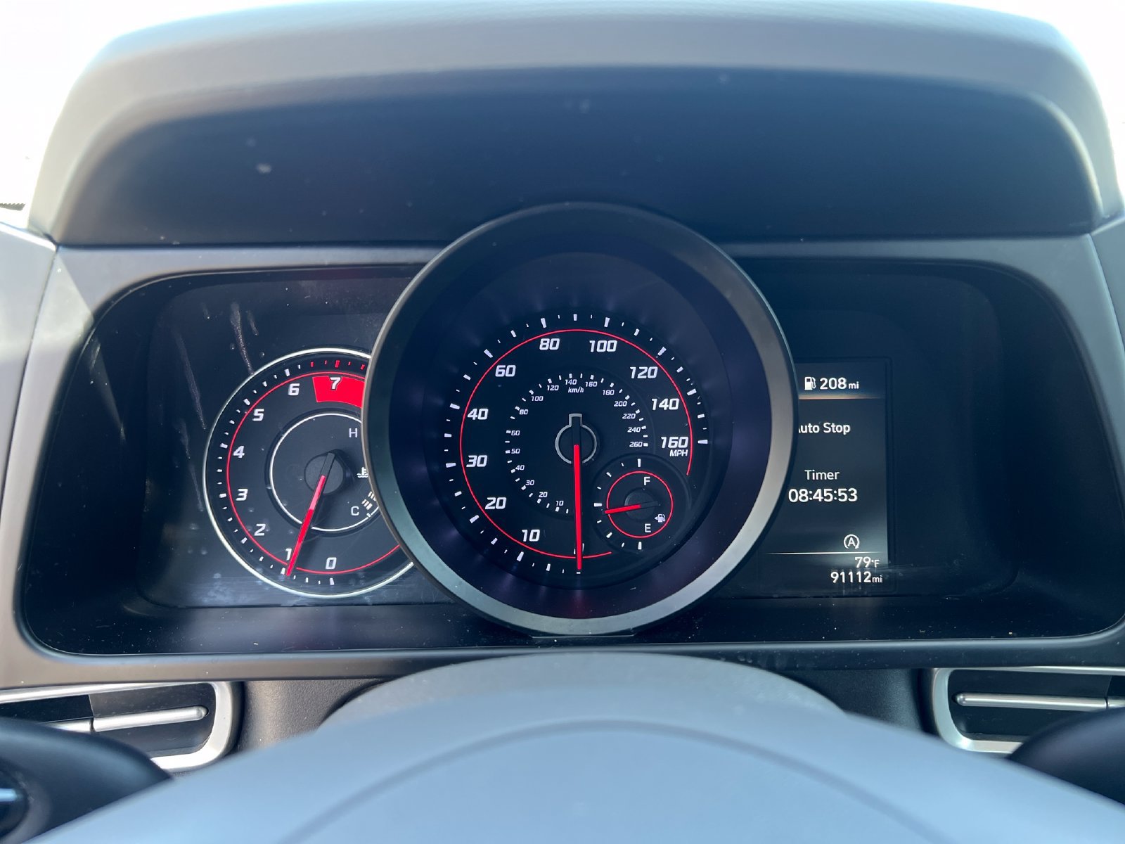 Used 2022 Hyundai Elantra SE FWD image 15