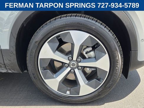 Certified 2026 Volvo XC40 B5 Plus AWD/4WD image 11