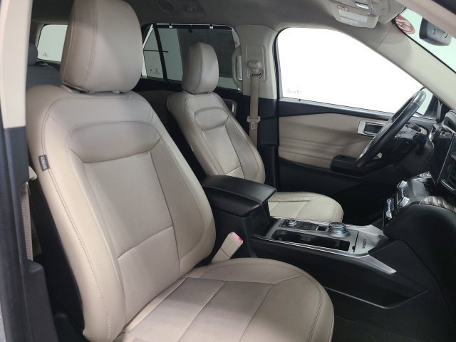 Used 2020 Ford Explorer Limited AWD/4WD image 12