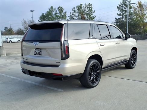 Used 2023 Cadillac Escalade Sport Platinum w/ LPO, ONYX Package image 6