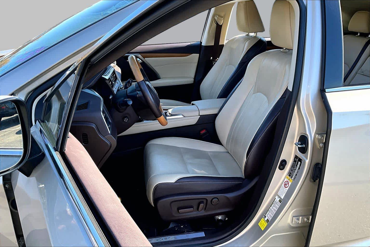 Used 2018 Lexus RX 350 FWD w/ Premium Package image 7