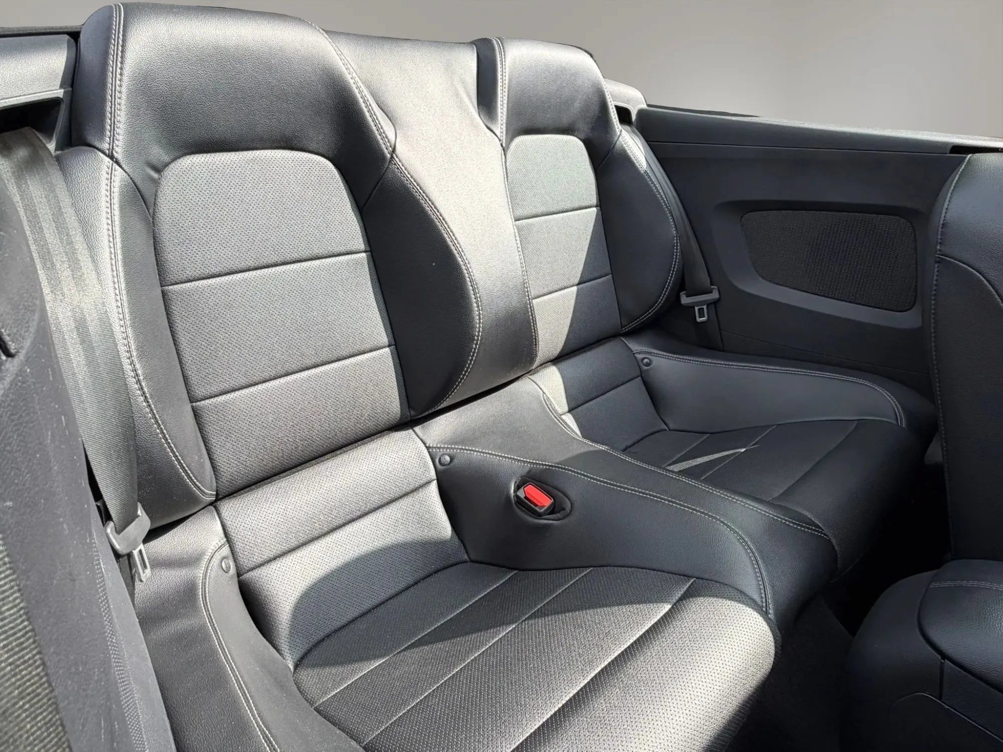 Used 2021 Ford Mustang Premium RWD image 17