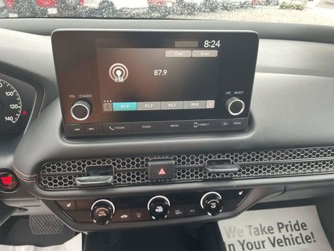 Certified 2025 Honda HR-V Sport image 15