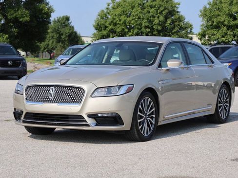 Used 2017 Lincoln Continental Select FWD image 6