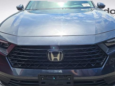 Used 2024 Honda Accord Touring image 2