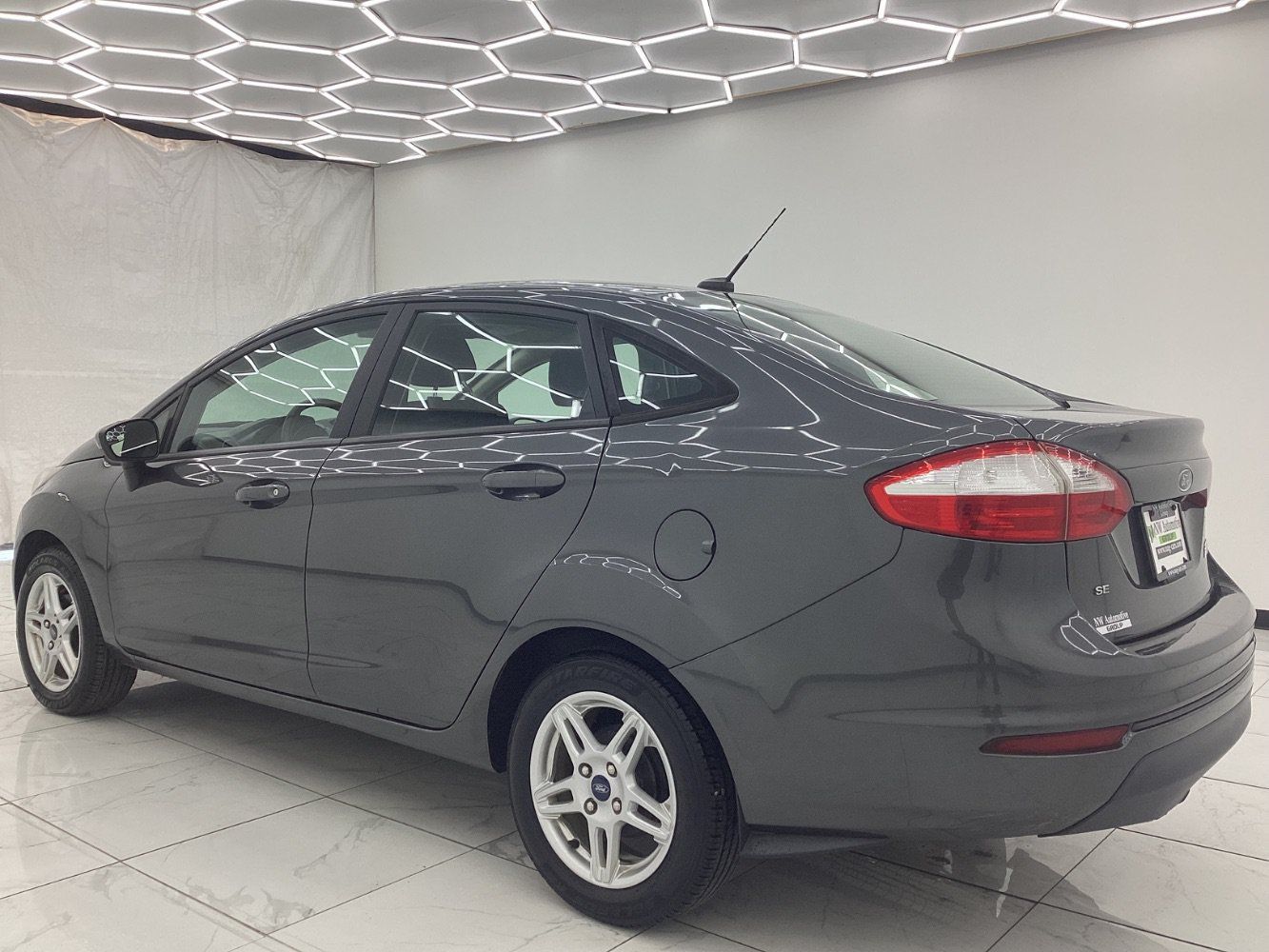 Used 2019 Ford Fiesta SE FWD image 11